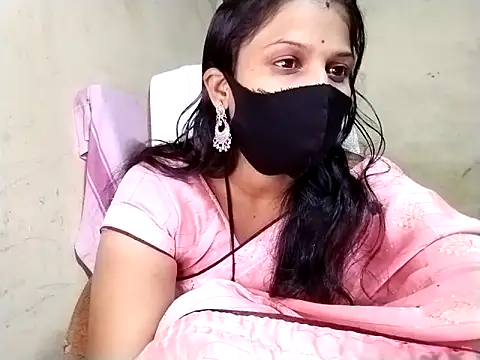 Snapshot of Mumbaistar chatting on 11.13.25 Mumbaistar online show from 11.13.25