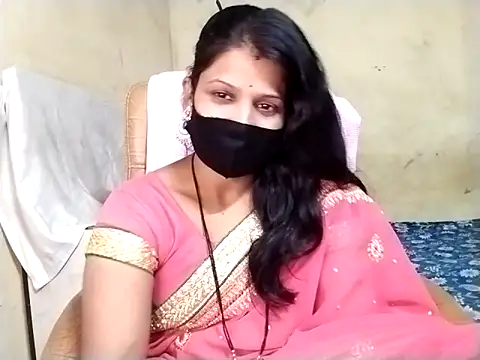 Snapshot of Mumbaistar chatting on 11.17.25 Mumbaistar online show from 11.17.25