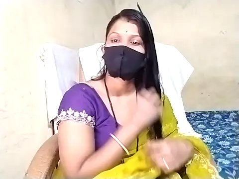 Snapshot of Mumbaistar chatting on 11.25.25 Mumbaistar online show from 11.25.25