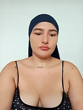 Snapshot of Celeste_camila18 chatting on 11.18.25 Celeste camila18 online show from 11.18.25