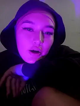 Celeste camila18 online show from 04.04.26