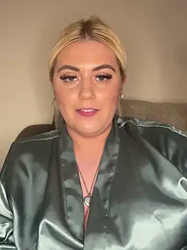 Blondiee3088 online show from 03.04.25