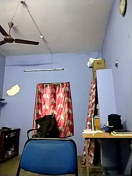 Snapshot of Tamilandteluguboy14 chatting on 10.28.25 Tamilandteluguboy14 online show from 10.28.25