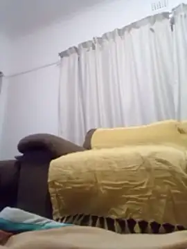 Snapshot of ruvisky chatting on 10.21.25 ruvisky online show from 10.21.25