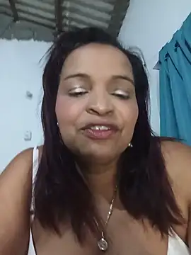 Snapshot of _violetta_- chatting on 05.18.26 violetta - online show from 05.18.26