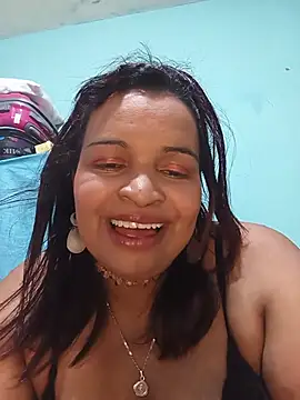 Snapshot of _violetta_- chatting on 06.25.26 violetta - online show from 06.25.26