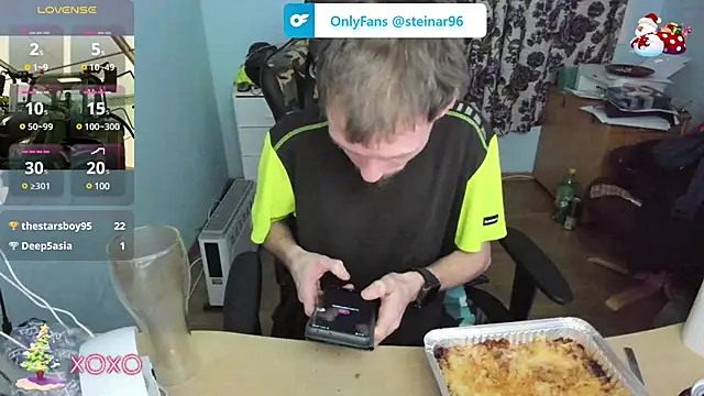 Snapshot of sexy264329 chatting on 12.05.24 sexy264329 online show from 12.05.24