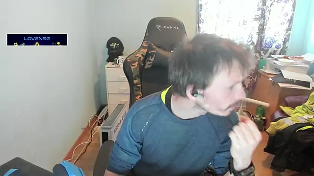 Snapshot of sexy264329 chatting on 02.01.25 sexy264329 online show from 02.01.25