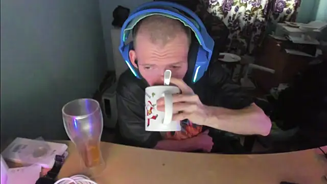 Snapshot of sexy264329 chatting on 03.16.25 sexy264329 online show from 03.16.25