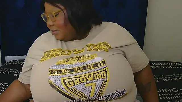 Snapshot of DAIRYBELLELIZxx chatting on 03.13.26 DAIRYBELLELIZxx online show from 03.13.26