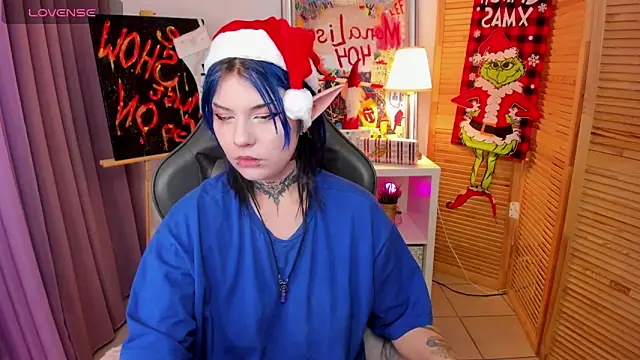 Snapshot of mekurisu chatting on 12.24.24 mekurisu online show from 12.24.24