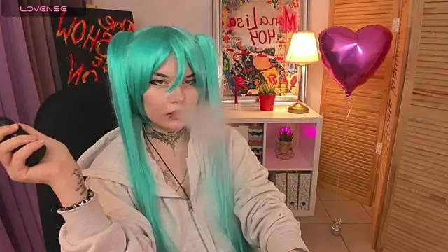 Snapshot of mekurisu chatting on 02.17.25 mekurisu online show from 02.17.25
