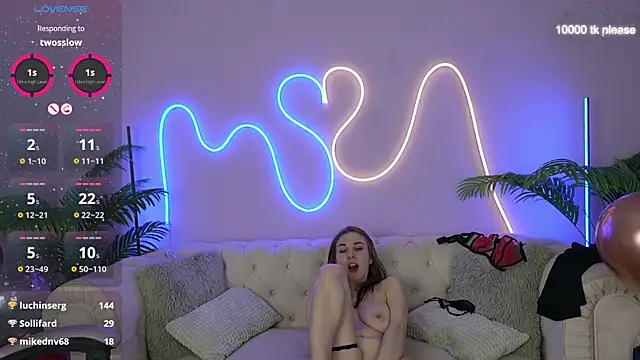 JennyyLuv online show from 02.13.25