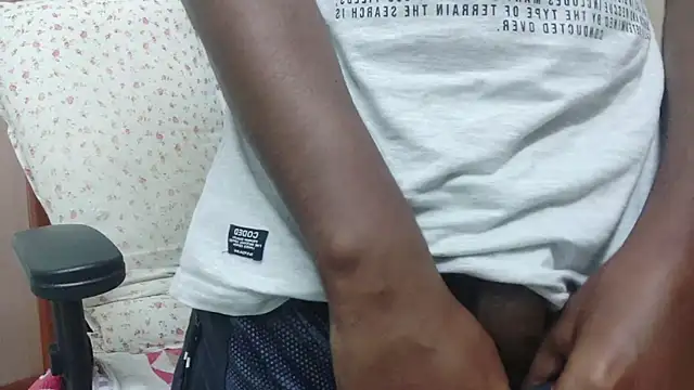 Awesomehotboy online show from 11.28.25