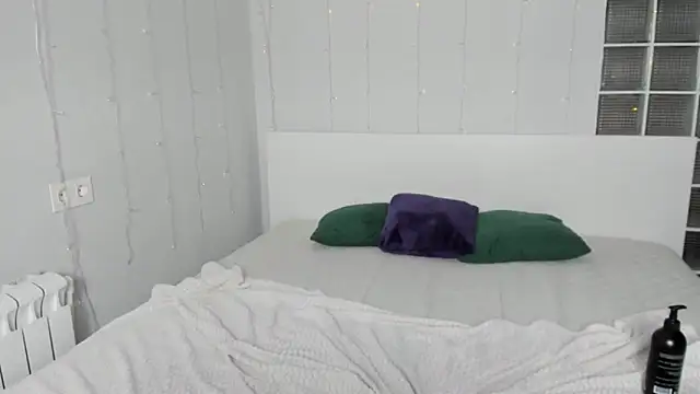 Snapshot of fiery_stella chatting on 03.03.25 fiery stella online show from 03.03.25