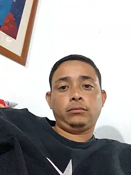 Snapshot of isacalejandroo chatting on 01.22.25 isacalejandroo online show from 01.22.25