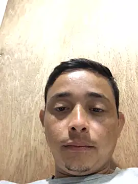 Snapshot of isacalejandroo chatting on 01.24.25 isacalejandroo online show from 01.24.25