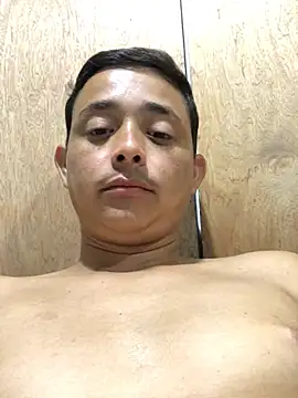 Snapshot of isacalejandroo chatting on 01.30.25 isacalejandroo online show from 01.30.25