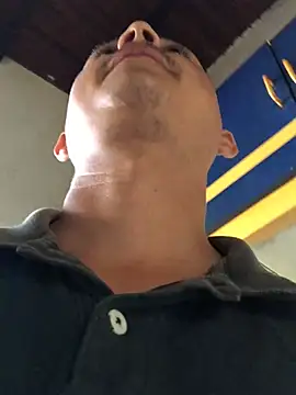 Snapshot of isacalejandroo chatting on 02.22.25 isacalejandroo online show from 02.22.25