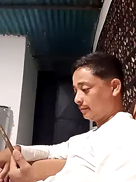 Snapshot of isacalejandroo chatting on 02.25.25 isacalejandroo online show from 02.25.25