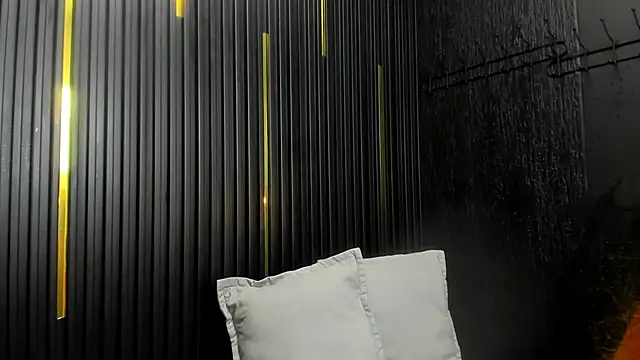 AndyBlake  online show from 01.08.25