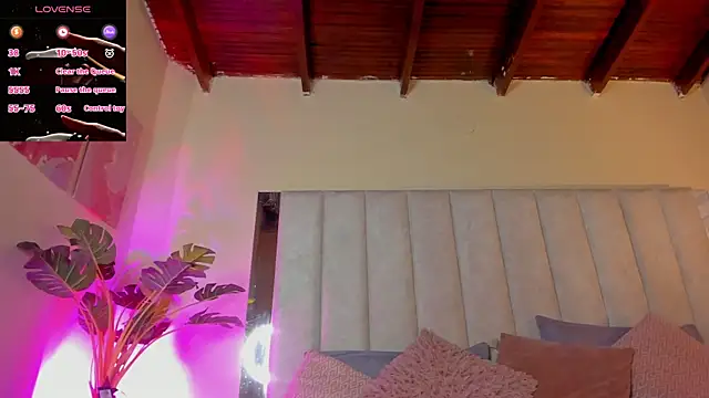 lil hanna18 online show from 11.10.25