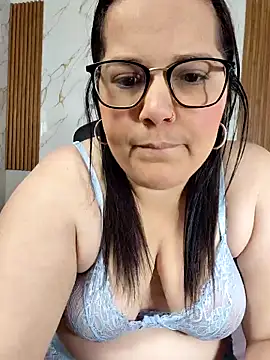 kiara scottt online show from 03.16.26