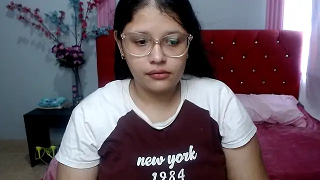 Snapshot of angel_barbie_1 chatting on 07.27.26 angel barbie 1 online show from 07.27.26