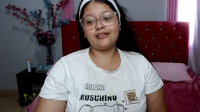 Snapshot of angel_barbie_1 chatting on 07.28.26 angel barbie 1 online show from 07.28.26