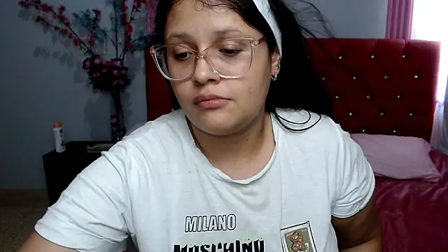 Snapshot of angel_barbie_1 chatting on 07.28.26 angel barbie 1 online show from 07.28.26