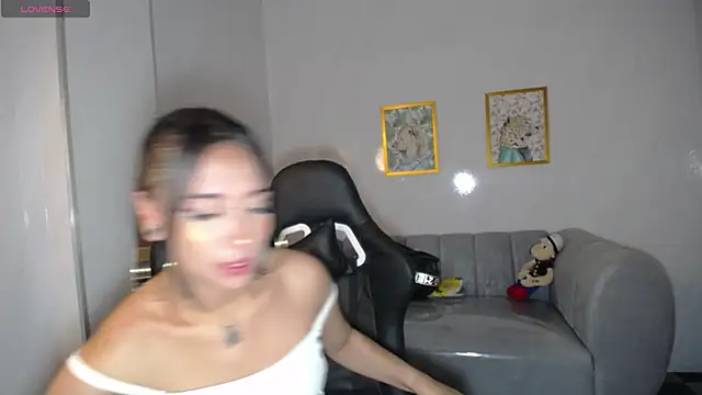  ella b online show from 01.14.25