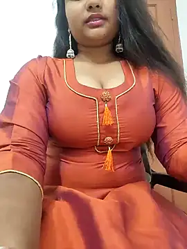 Snapshot of mishti_kaur chatting on 12.20.24 mishti kaur online show from 12.20.24