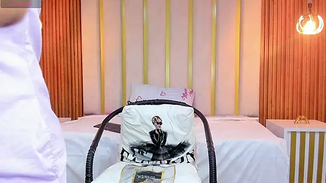 love mommy online show from 01.23.25