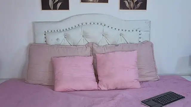 AnneGagner online show from 09.14.25