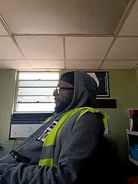 Snapshot of Txdarkmeat74 chatting on 11.27.25 Txdarkmeat74 online show from 11.27.25