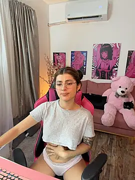 annieesweett online show from 06.25.26