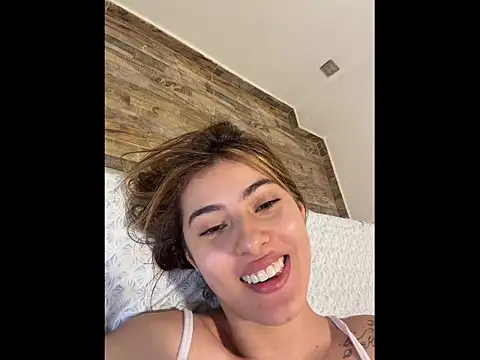 annieesweett online show from 07.05.26