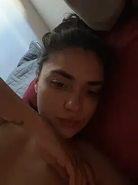 AnnieSofiia online show from 12.25.24