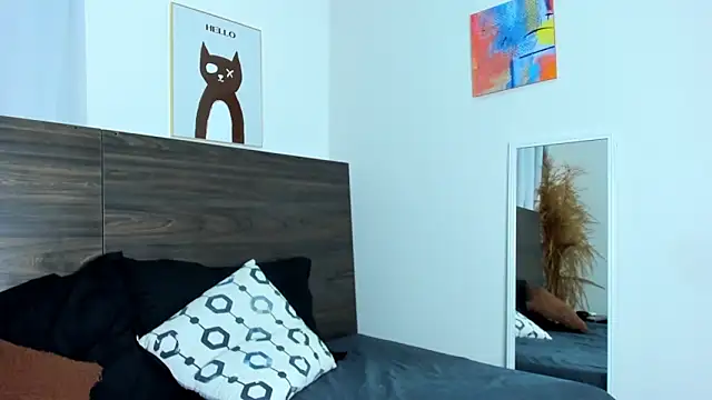 AnnieSofiia online show from 02.10.25