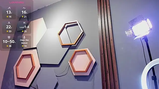 HOTTY RED  online show from 03.01.25