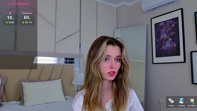 Snapshot of MarybethSnow chatting on 03.17.25 MarybethSnow online show from 03.17.25