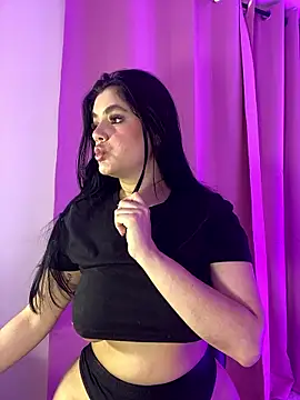 Snapshot of kimberlyhills1 chatting on 01.06.26 kimberlyhills1 online show from 01.06.26