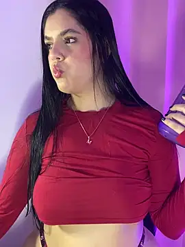 Snapshot of kimberlyhills1 chatting on 03.14.26 kimberlyhills1 online show from 03.14.26