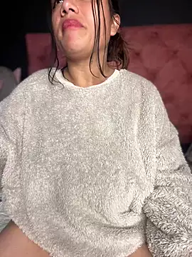 Im Little online show from 02.27.25