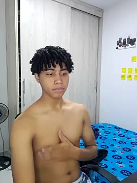 Snapshot of sexy_diamante_ chatting on 02.01.26 sexy diamante online show from 02.01.26