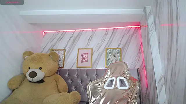 Snapshot of Laia_angel_b chatting on 02.06.25 Laia angel b online show from 02.06.25