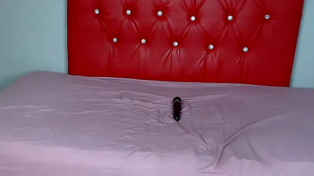 Snapshot of EbonyBentley chatting on 09.28.25 EbonyBentley online show from 09.28.25