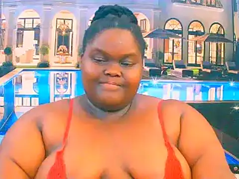 Snapshot of EbonyHotBuns chatting on 12.01.25 EbonyHotBuns online show from 12.01.25