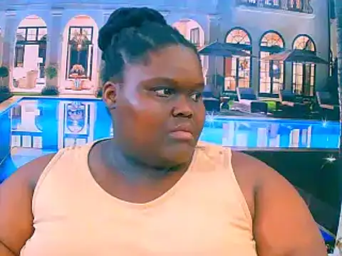 Snapshot of EbonyHotBuns chatting on 12.02.25 EbonyHotBuns online show from 12.02.25