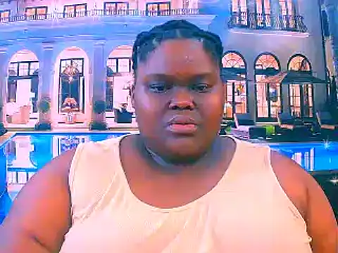 Snapshot of EbonyHotBuns chatting on 06.24.26 EbonyHotBuns online show from 06.24.26